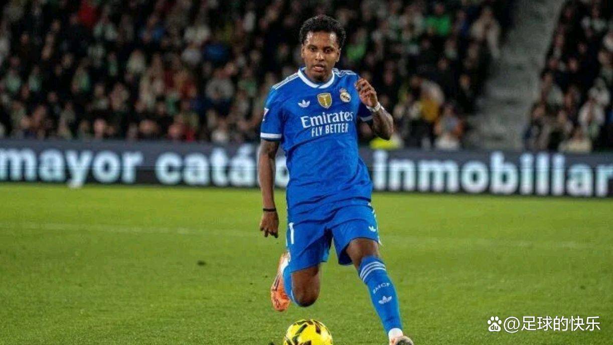 硬刚到底!皇马1亿锁死曼城克星:6球斩蓝月+攻防双爆,瓜帅砸钱也难抢